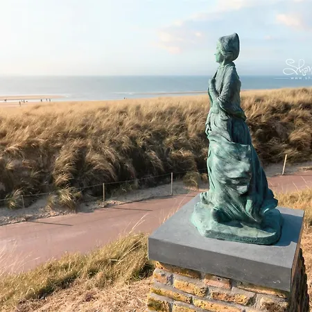 Lovina House By Urban Apartman Egmond aan Zee